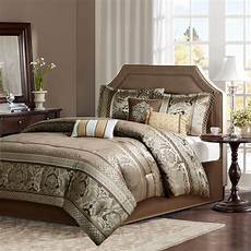 Hotel Bedspreads